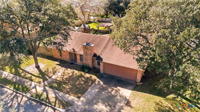 105 Chesapeake Avenue, Victoria, TX 77904