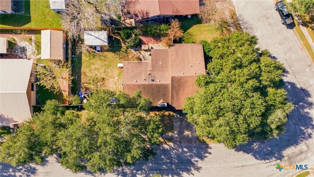 105 Chesapeake Avenue, Victoria, TX 77904