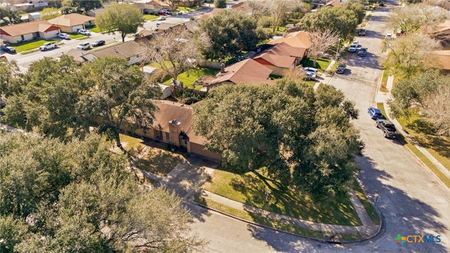 105 Chesapeake Avenue, Victoria, TX 77904