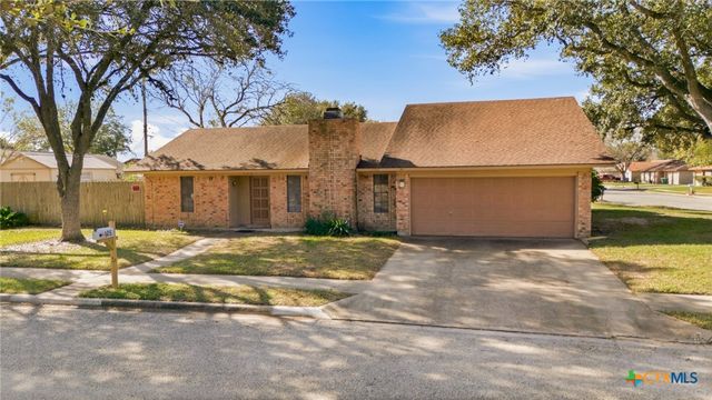 105 Chesapeake Avenue, Victoria, TX 77904