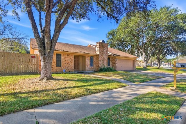 105 Chesapeake Avenue, Victoria, TX 77904