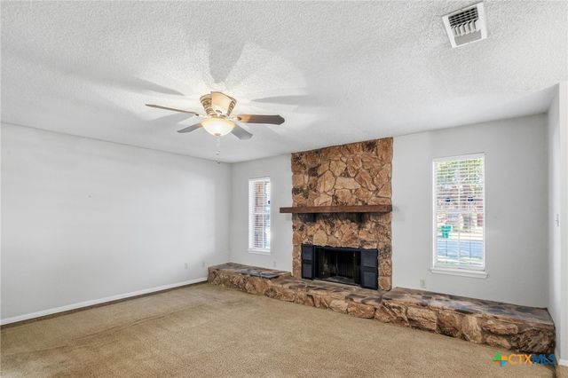 105 Chesapeake Avenue, Victoria, TX 77904