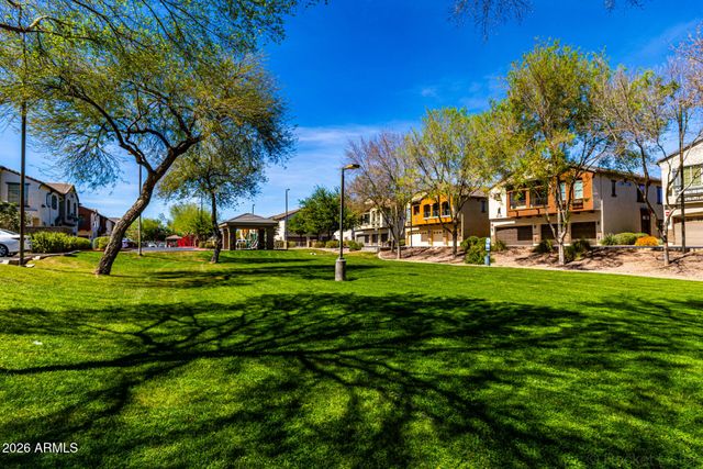 2727 N PRICE Road 61, Chandler, AZ 85224