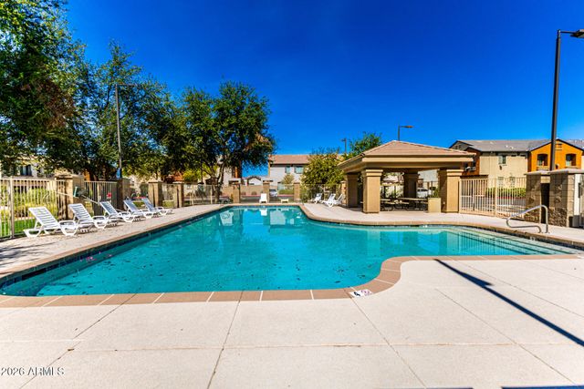 2727 N PRICE Road 61, Chandler, AZ 85224