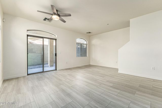 2727 N PRICE Road 61, Chandler, AZ 85224