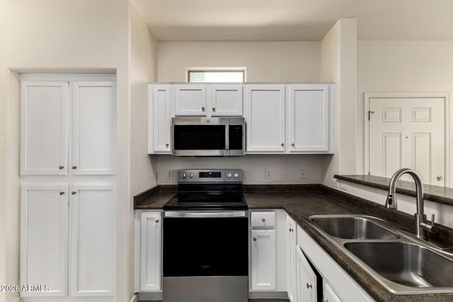 2727 N PRICE Road 61, Chandler, AZ 85224