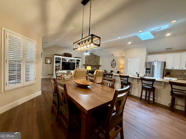 112 Countryside Court, Woodstock, GA 30189