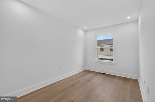 1315 OGDEN CT, Philadelphia, PA 19123