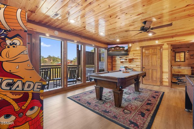 3710 Tilda Hilltop Way, Sevierville, TN 37862