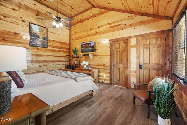3710 Tilda Hilltop Way, Sevierville, TN 37862