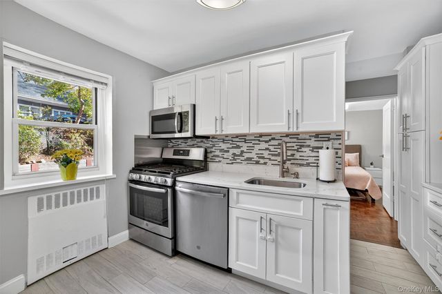 111 E Hartsdale Avenue 3E, Hartsdale, NY 10530