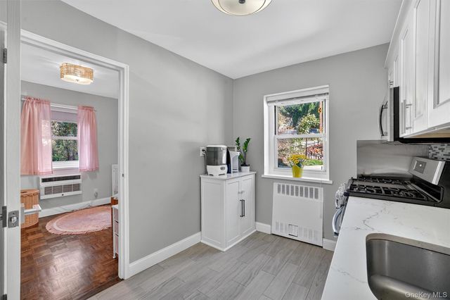 111 E Hartsdale Avenue 3E, Hartsdale, NY 10530