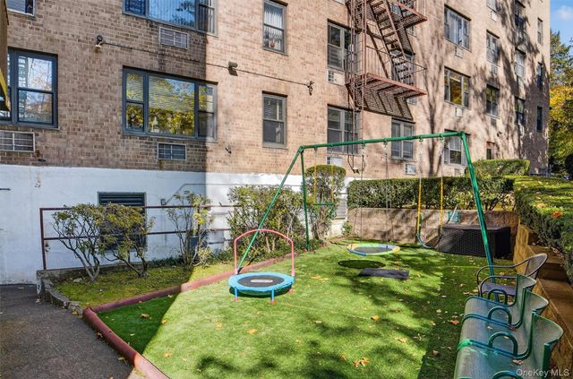 111 E Hartsdale Avenue 3E, Hartsdale, NY 10530