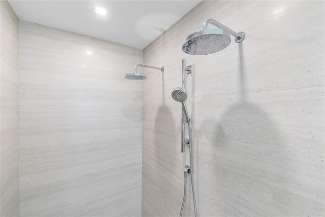 1240 NE 27th Way, Pompano Beach, FL 33062