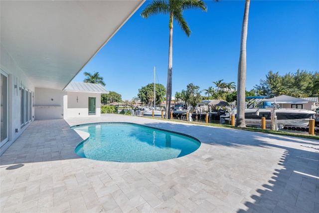 1240 NE 27th Way, Pompano Beach, FL 33062