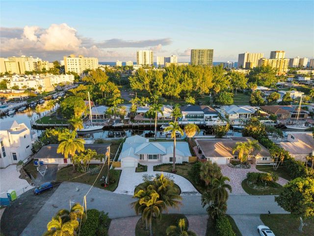1240 NE 27th Way, Pompano Beach, FL 33062