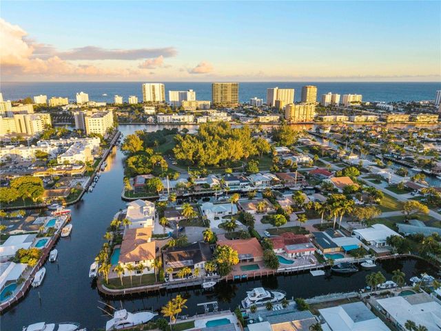 1240 NE 27th Way, Pompano Beach, FL 33062