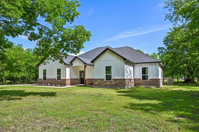 164 County Road 2266, Quinlan, TX 75474