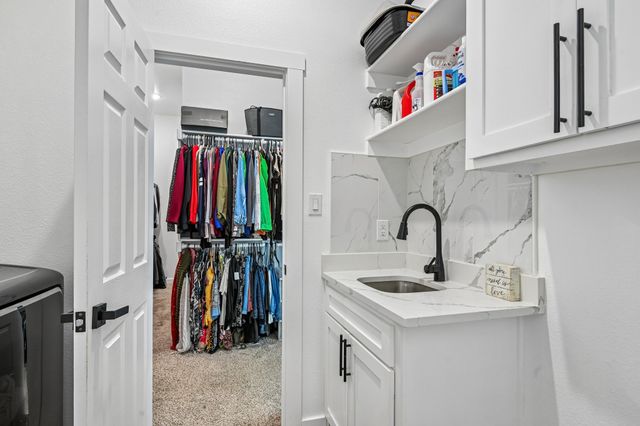 164 County Road 2266, Quinlan, TX 75474