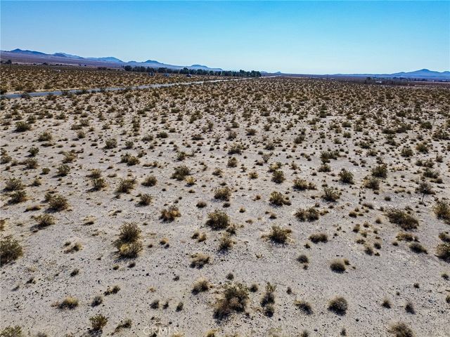 37898 Old Woman Springs Road, Lucerne Valley, CA 92356