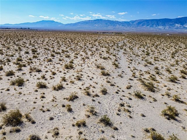 37898 Old Woman Springs Road, Lucerne Valley, CA 92356