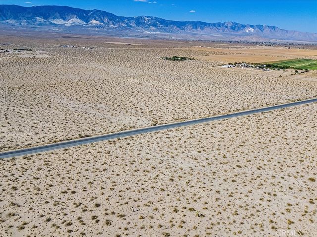 37898 Old Woman Springs Road, Lucerne Valley, CA 92356