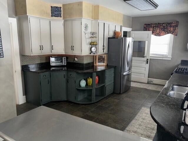 793 Oakridge Drive, Jackson, MI 49203