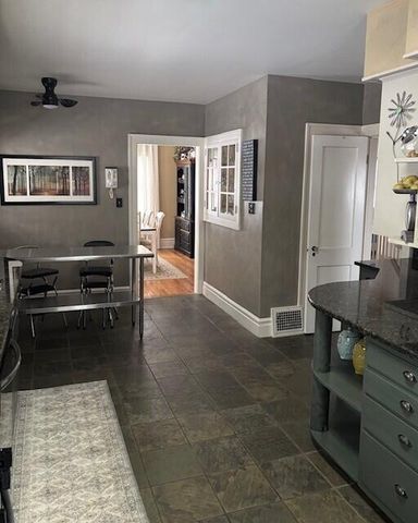 793 Oakridge Drive, Jackson, MI 49203