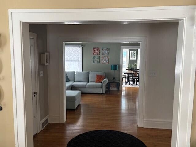 793 Oakridge Drive, Jackson, MI 49203