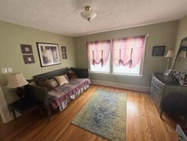 793 Oakridge Drive, Jackson, MI 49203