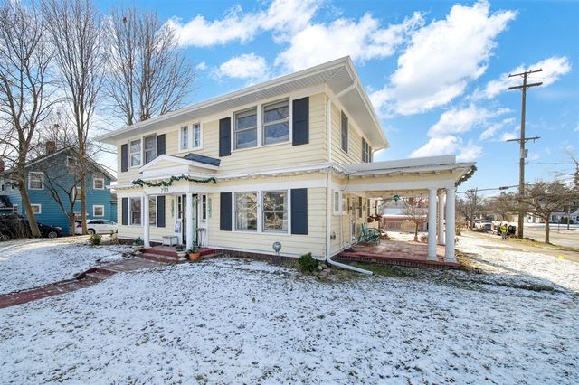 793 Oakridge Drive, Jackson, MI 49203