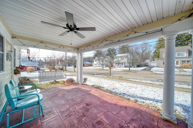 793 Oakridge Drive, Jackson, MI 49203