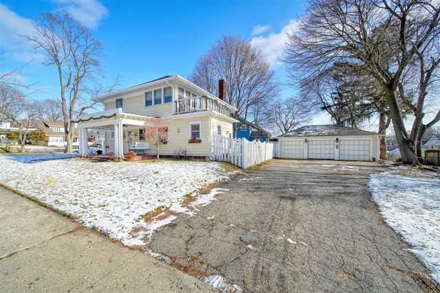 793 Oakridge Drive, Jackson, MI 49203