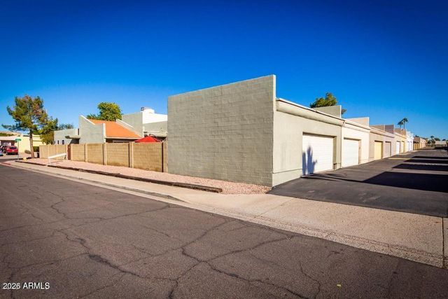5829 E NANCE Street, Mesa, AZ 85215