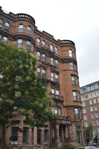 362 Commonwealth Ave 5F, Boston, MA 02115