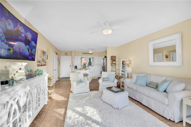 5010 Harmony Circle 306, Vero Beach, FL 32967