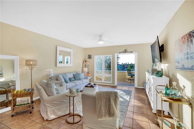 5010 Harmony Circle 306, Vero Beach, FL 32967