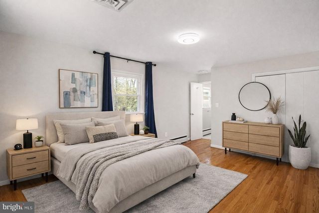 4323 FERRY LANDING RD, Alexandria, VA 22309