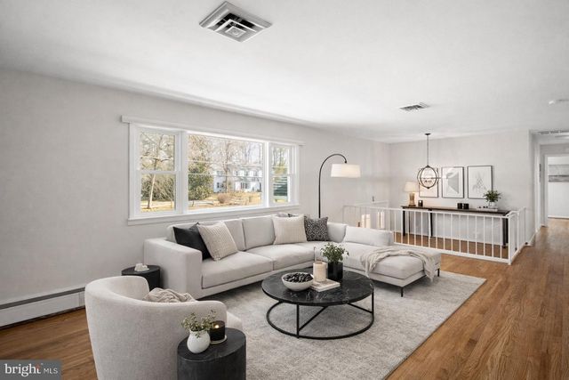 4323 FERRY LANDING RD, Alexandria, VA 22309