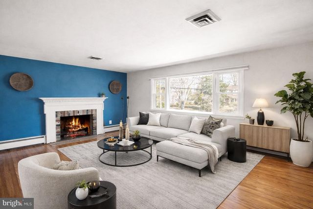 4323 FERRY LANDING RD, Alexandria, VA 22309