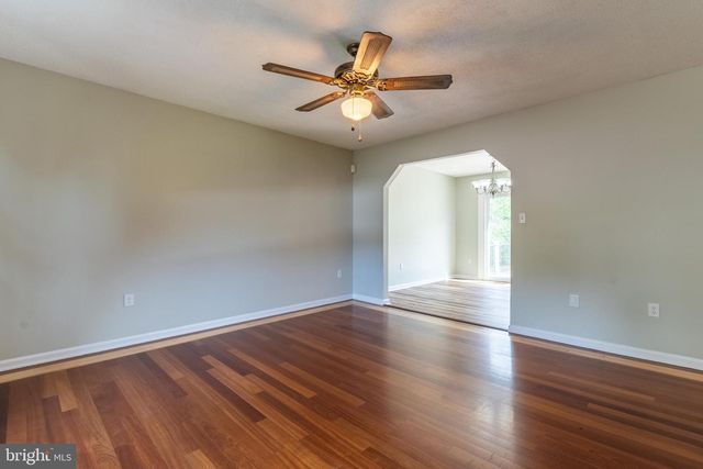 23 SILENE TER, Martinsburg, WV 25404