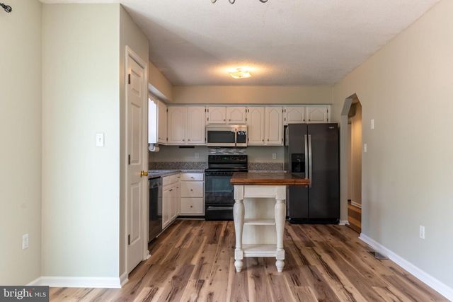 23 SILENE TER, Martinsburg, WV 25404