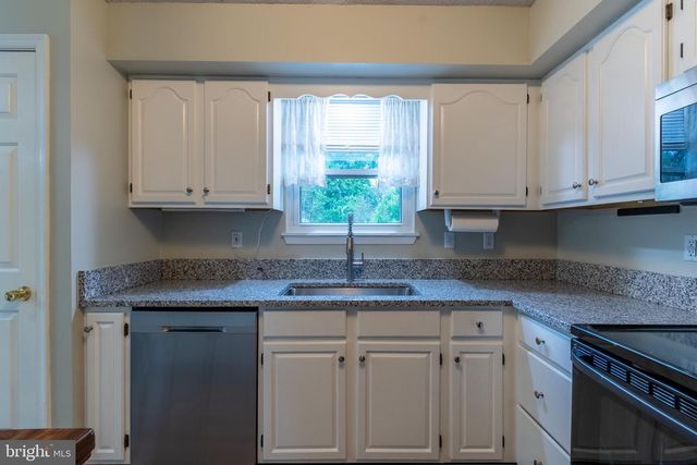 23 SILENE TER, Martinsburg, WV 25404