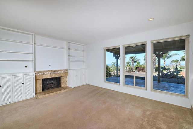 1068 Passiflora Avenue, Encinitas, CA 92024