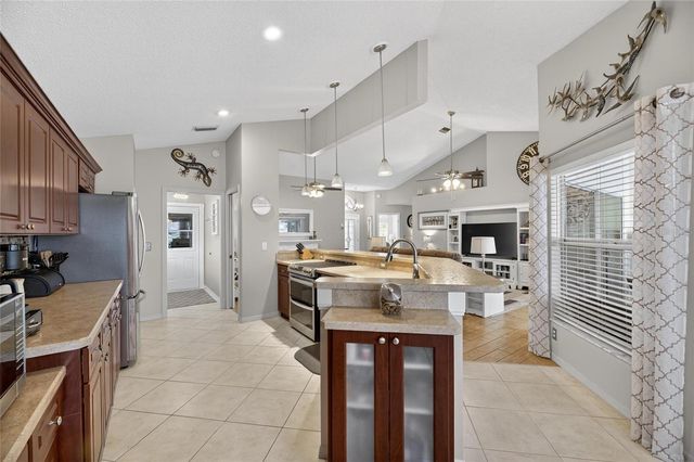 2316 E DEL WEBB BOULEVARD, Sun City Center, FL 33573