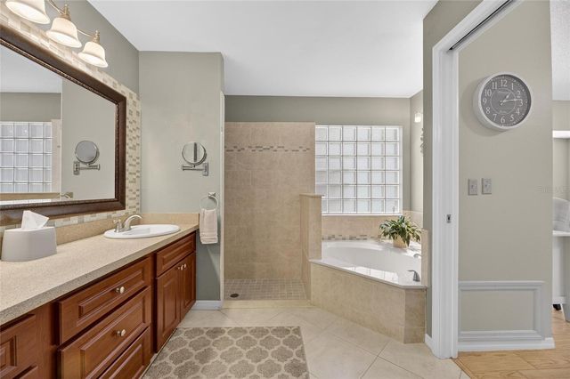 2316 E DEL WEBB BOULEVARD, Sun City Center, FL 33573