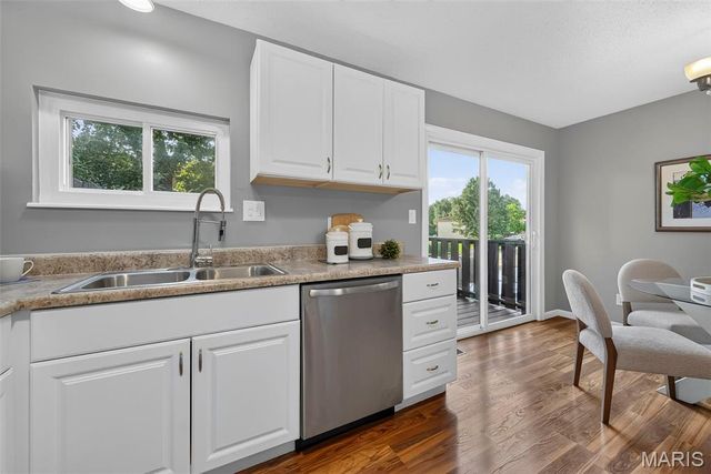 843 Portsdown Road, Ballwin, MO 63011