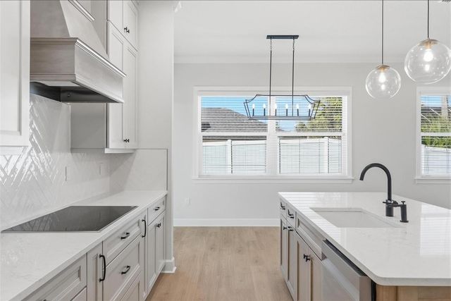 116 BEACHVIEW DRIVE, Ormond By The Sea, FL 32176