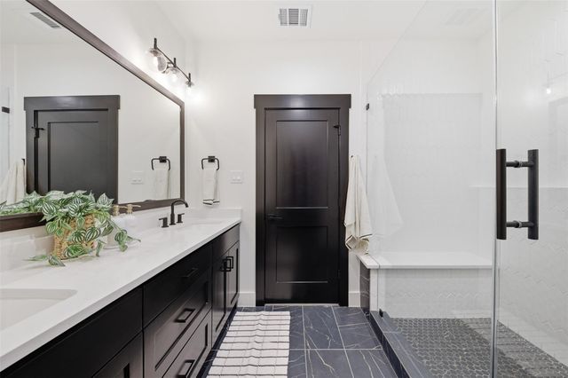 4603 Harrisburg Boulevard A, Houston, TX 77011
