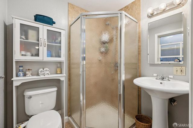 11 Lyell Street, San Francisco, CA 94112